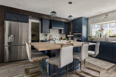 Transitional kitchen photo in Omaha