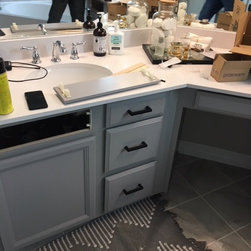 Cabinet Knobs & Pulls - Cabinet And Drawer Hardware