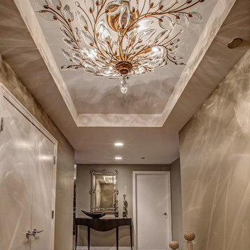 Downtown Chicago Condo Foyer