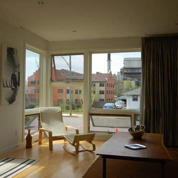 B- Line Medium 001 | living room