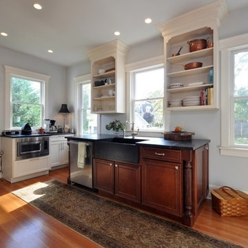 "Neighborly Victorian" - Renovation