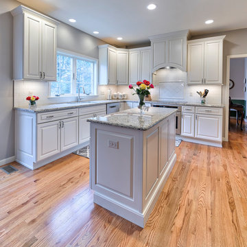 Welcoming White Kitchen