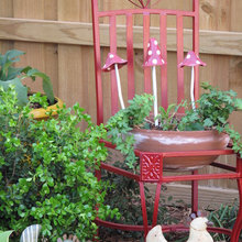 roosters and chicken