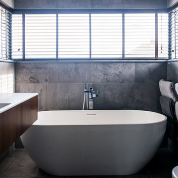 Stunning contemporary ensuite