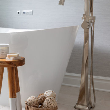 FREESTANDING TUB FILLER