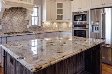 Kitchen - traditional kitchen idea in Other