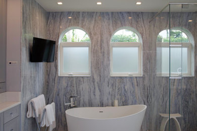Bathroom - transitional bathroom idea in Miami