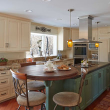 SALLY'S KITCHEN