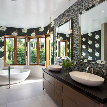 Country Bathroom by Du Bois Design