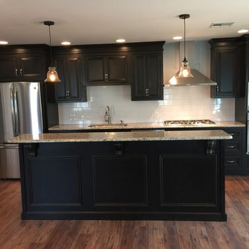 Inlaw Suite Additon (1000 SF) Kitchen and Bathroom: Glen Mills, PA