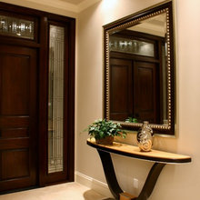 Entrance divider wall