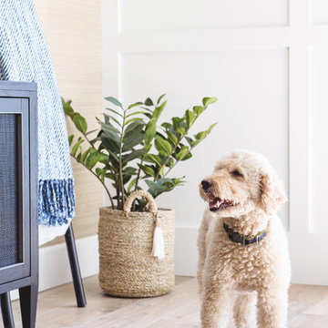 Holly leaf Family room
