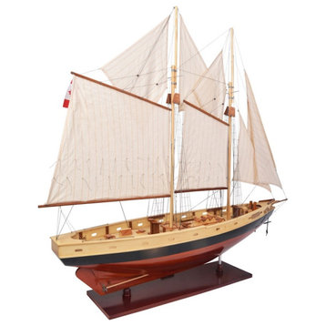 Authentic Models Bluenose II Painted, Multicolored wood