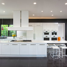 Kitchen Holy Hills