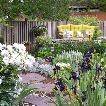 Black & White Garden