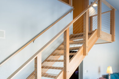Staircase - traditional staircase idea in Cedar Rapids