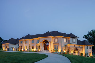 Example of a minimalist exterior home design in Cincinnati