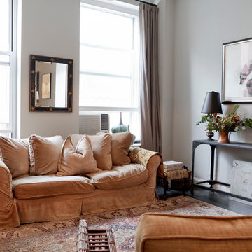 My Houzz: Art and Colorful Finds in a Manhattan Apartment