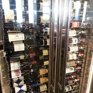 13-62 Palm Beach, FL: Custom Wine Display Units