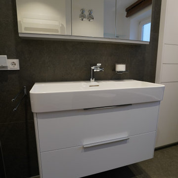 Modernisierung eines Badezimmers in München - Feldkirchen-Ost