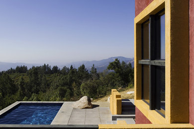 This is an example of a contemporary pool in San Francisco.