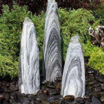 White Gray Marble Triple Pillar Fountain
