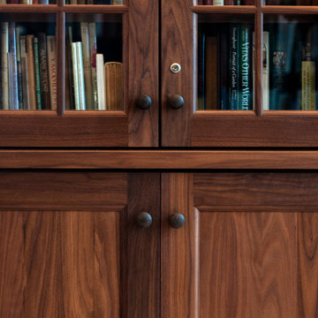 Artistic Retreat - Library