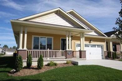 Example of a classic exterior home design in Toronto