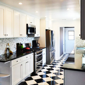 White Shaker Kitchen Cabinet