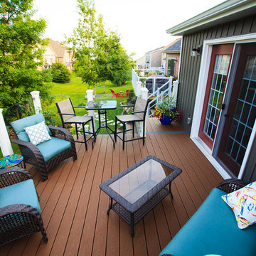 Port Hope; Relaxing space on a Trex deck
