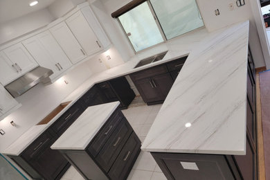 Kitchen - kitchen idea in Los Angeles