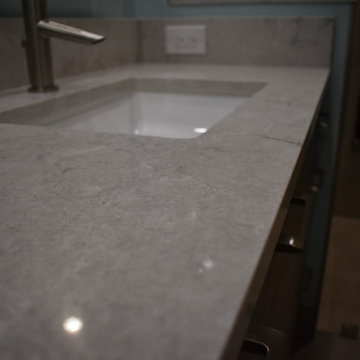 Beautiful modern bathroom with linear sensibilities