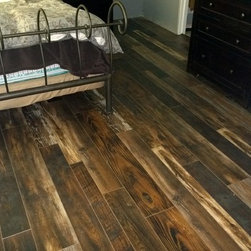 Laminate Flooring - Laminate Flooring
