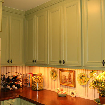 Colorful Laundry Room
