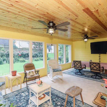 Sweet Water Screened Porch