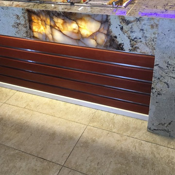 Serving Bar