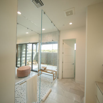 Luxury Desert Retreat - Master Bathroom