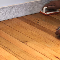 Edge cleaning - Hardwood Flooring
