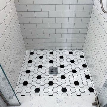 Cozy Classic Bathroom