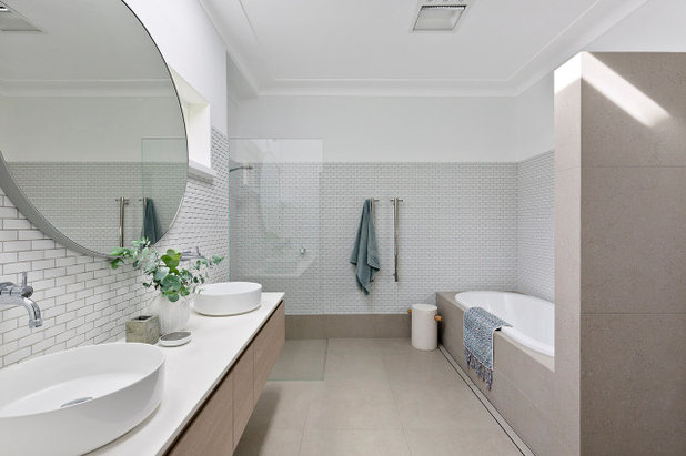 Contemporary Bathroom by O'Meara Jones