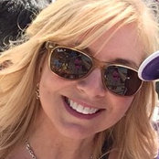 Carol Naughtons billede