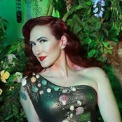Melissa Weldons foto
