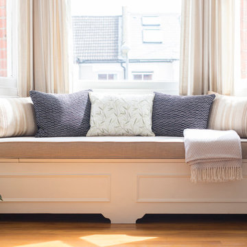 Traditional shaker style window seat