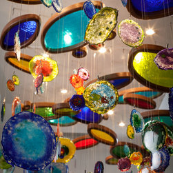 TRIDENTE RESTAURANT HANGING SCULPTURE - Products