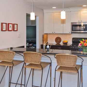 New Hope Kitchen in Mid Continent Cabinetry