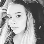 Calli Dastrup's photo