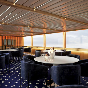 Cruise Boat