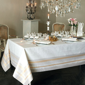 Elegant Tablecloth, Vermeil
