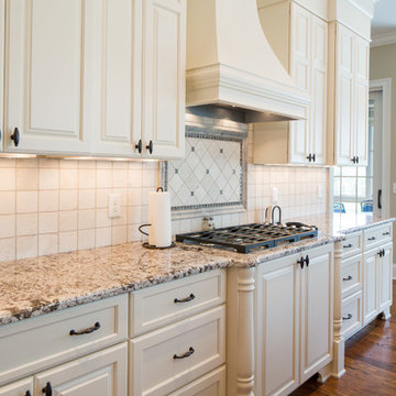 Queen Annes lace full overlay kitchen (larsen)