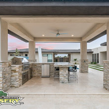 Outdoor Kitchen